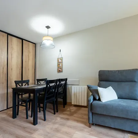 Appart. 4 Couchages 3 Etoiles - Acces Telecabine アパート *